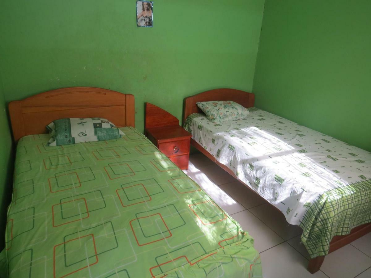 Tambopata Hostel Bambu Puerto Maldonado Luaran gambar