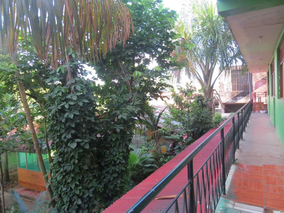 Tambopata Hostel Bambu Puerto Maldonado Luaran gambar