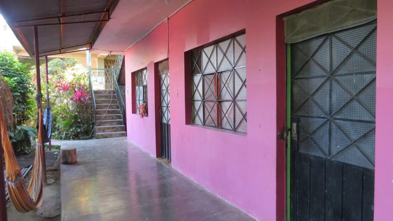 Tambopata Hostel Bambu Puerto Maldonado Luaran gambar